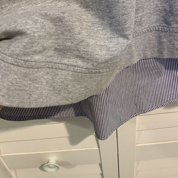 Lane Bryant grey and black lace overlay sleeves top 18/20 - Picture 9 of 9